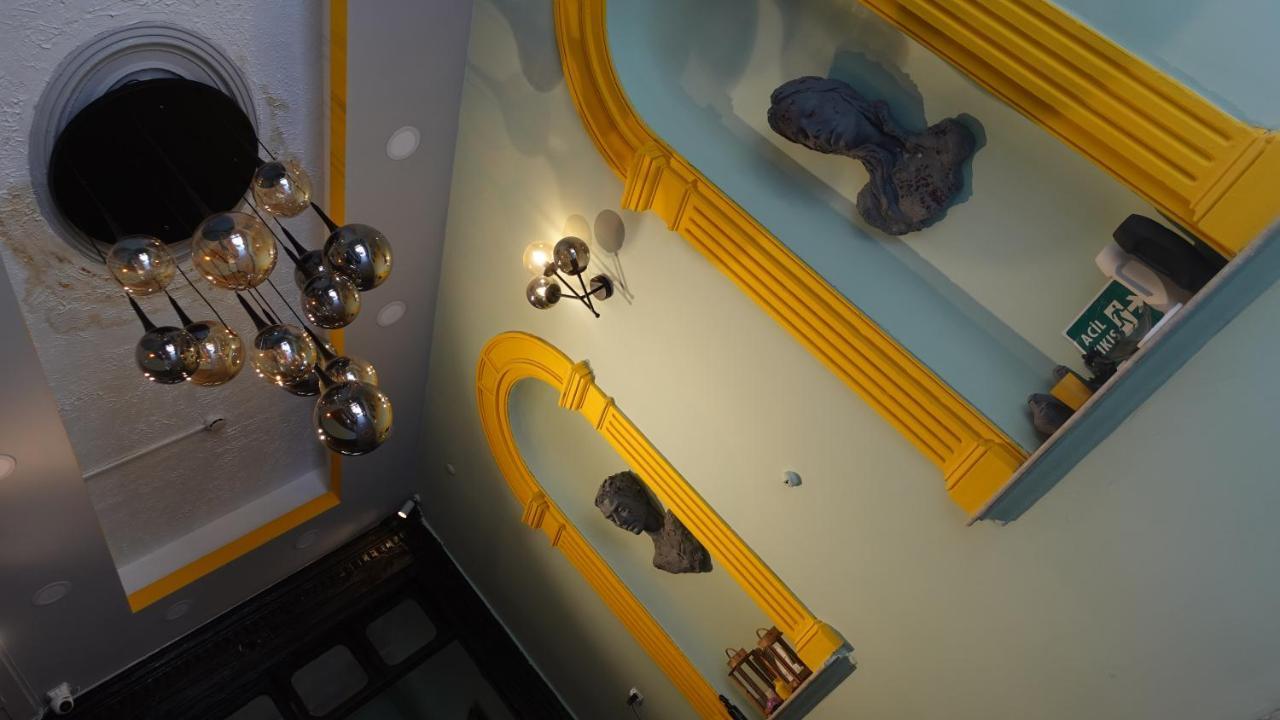 הוסטל איזמיר Titan House מראה חיצוני תמונה